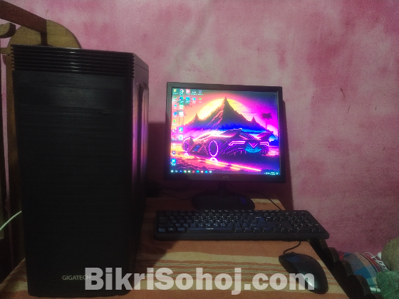Asus PC and Gigasonic monitor 26 inch